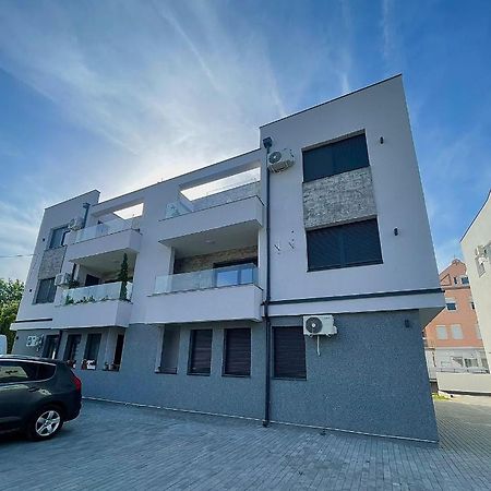 Apartman Mik Novi Sad Eksteriør billede